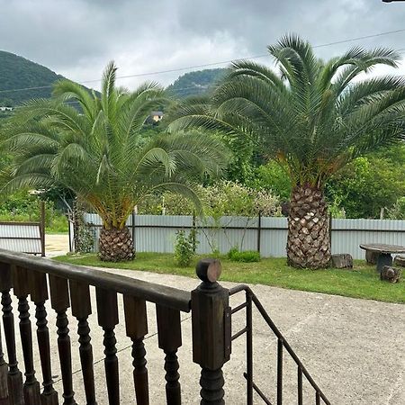 Guesthouse On Topchan 17 New Athos Exterior foto